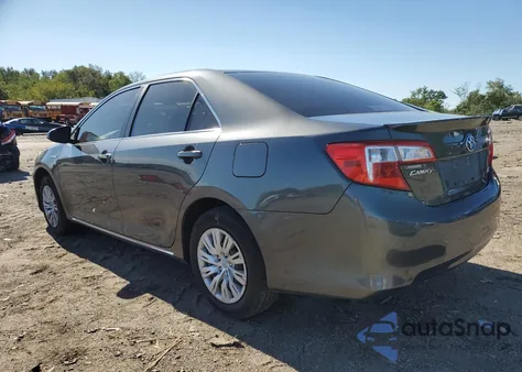 2012 Toyota Camry Hybrid z USA, uszkodzony, nr VIN 4T1BD1FK7CU008715